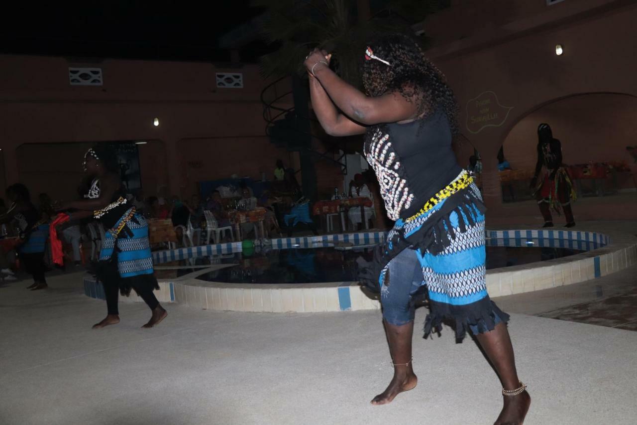 Africa 6 Plage سوموان المظهر الخارجي الصورة